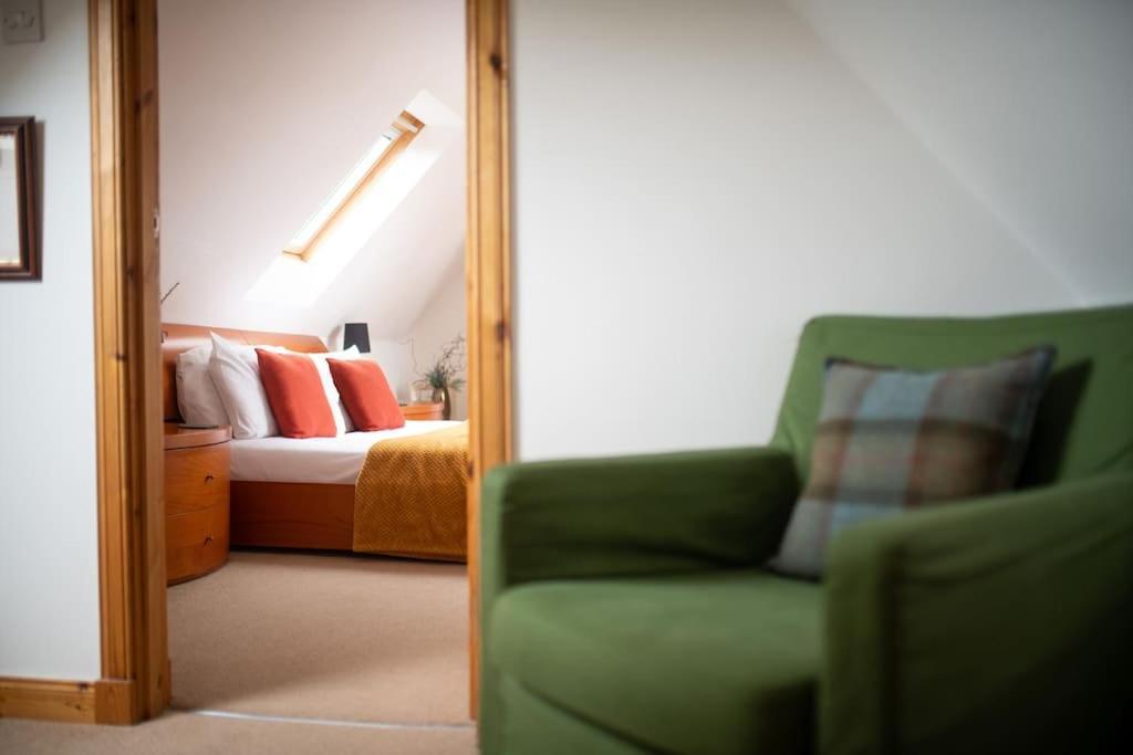 Cosy & Rustic Retreat - Woodland Cottage. Nairn Zewnętrze zdjęcie